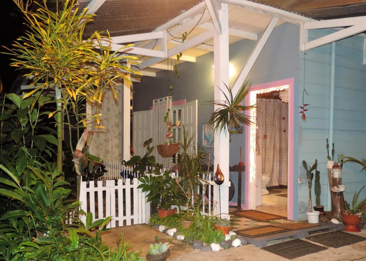 Rosa Lodge Cahuita Extérieur photo